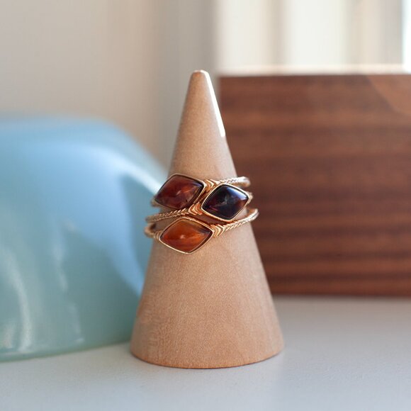 Natural Amber Gold Ring, Dainty Ring, Stacking Rings - Picture 9 of 11